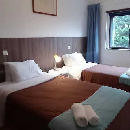 Alojamentos Turismo E Negocios * בראגה